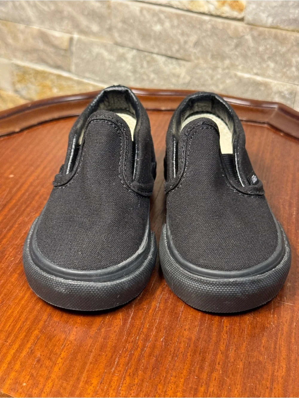 Child’s Sz 4 Vans Classic Slip-On Black Skateboarding Baby Shoes Sneakers NWOT